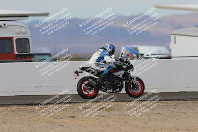 media/Dec-17-2022-SoCal Trackdays (Sat) [[224abd9271]]/Turn 15 (155pm)/